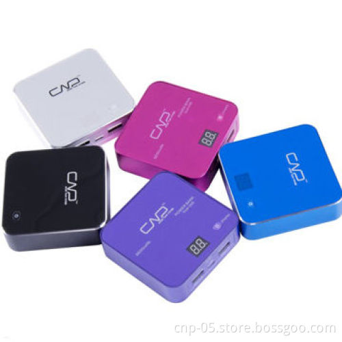 Stylish Aluminum Power Bank with Capacity of 6,600mAh, Smart LCD Indicator